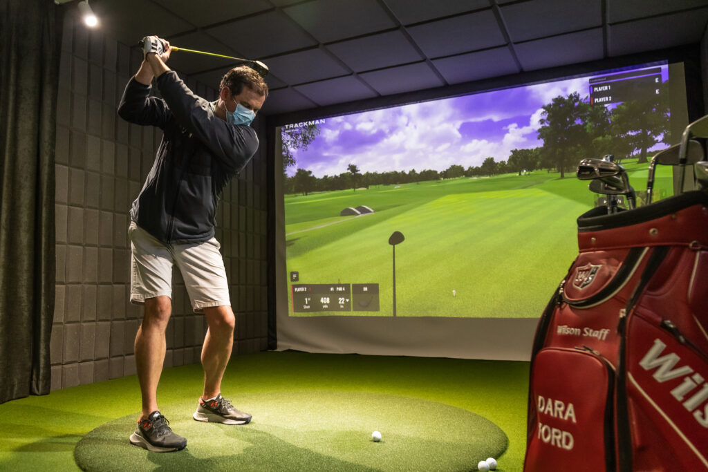 trackman room at Galway Bay Golf Resort